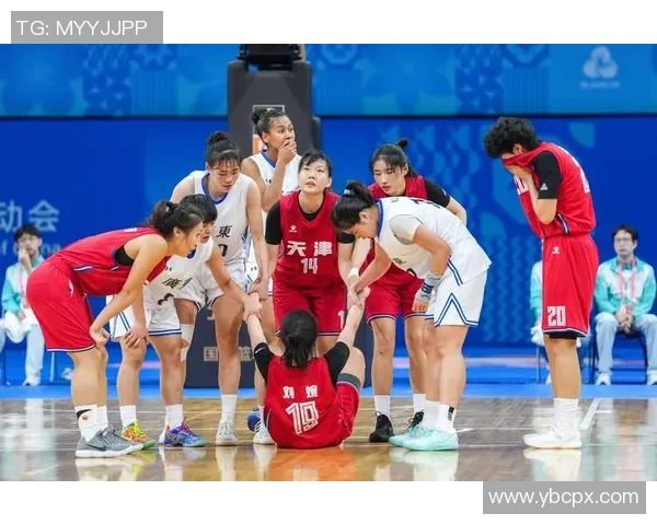 深圳篮球队配合变革引发热议新战术助力球队崛起与发展 深圳篮球队配合变革引发热议新战术助力球队崛起与发展